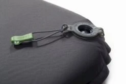 Exped SIM Comfort 5 M Zelfopblazende Slaapmat -Buiten Kamperen Verkoop 1267 1900 6183 sim comfort valve in close 5472x3648 2