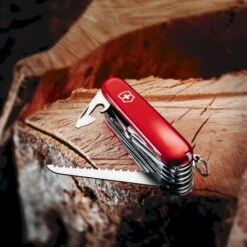 Victorinox Swiss Champ Zakmes - Rood -Buiten Kamperen Verkoop 7611160100634 victorinox swiss champ rood sfeer 2 resultaat